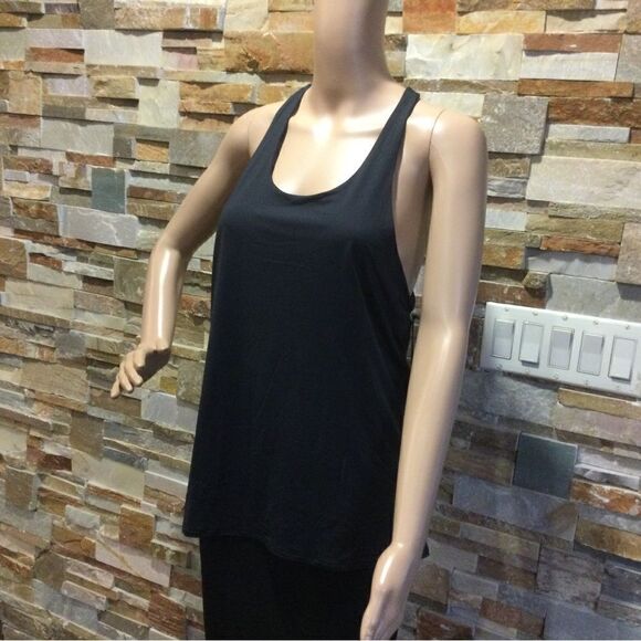 ALO YOGA Twisted Tank - Picture 1 of 6